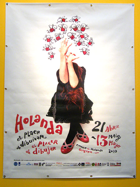Ja, dat is Maaike Hartjes zelf onder haar engeltjes, op deze poster
voor de Hollandse expo's